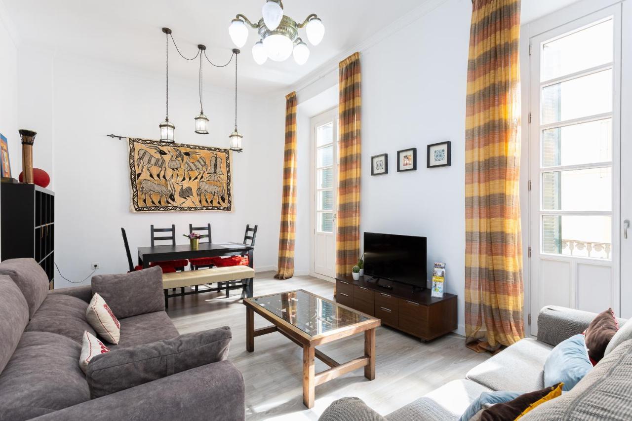 Julieta Historical Apartment By AlohaMálaga Eksteriør billede